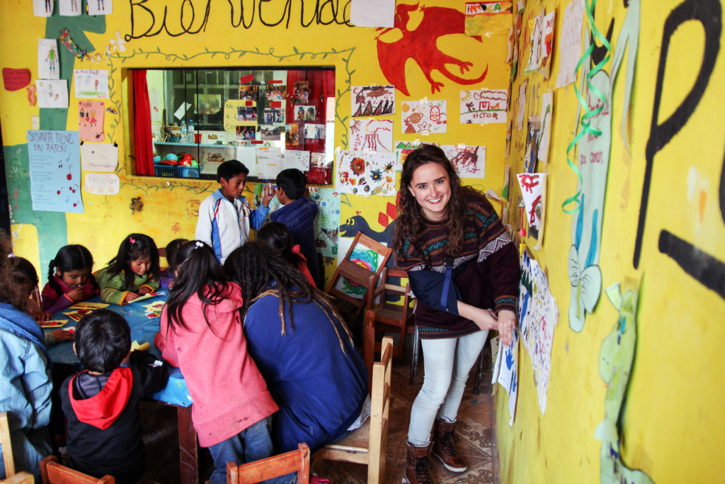 volunteering in cusco after school